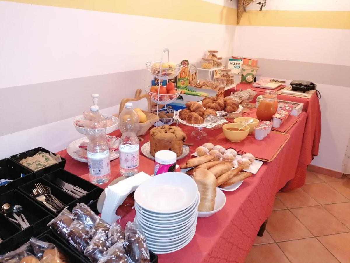 Agriturismo La Ruota Montelupo Albese Zewnętrze zdjęcie