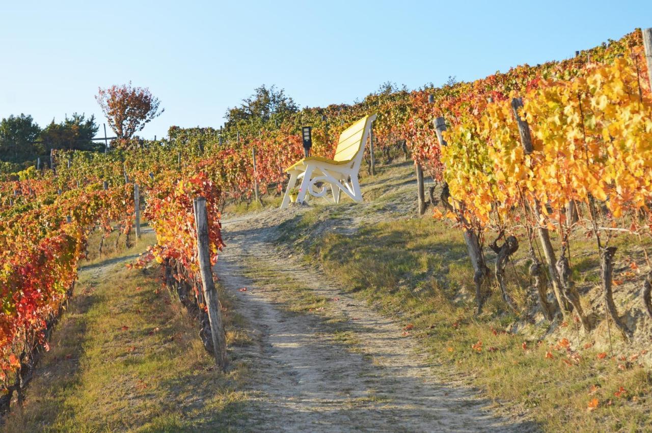 Agriturismo La Ruota Montelupo Albese Zewnętrze zdjęcie